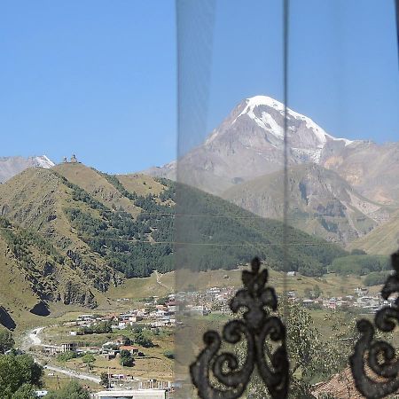 Nino Khetaguri Guest House Kazbegi Esterno foto