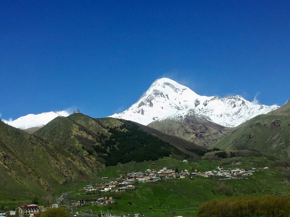 Nino Khetaguri Guest House Kazbegi Esterno foto