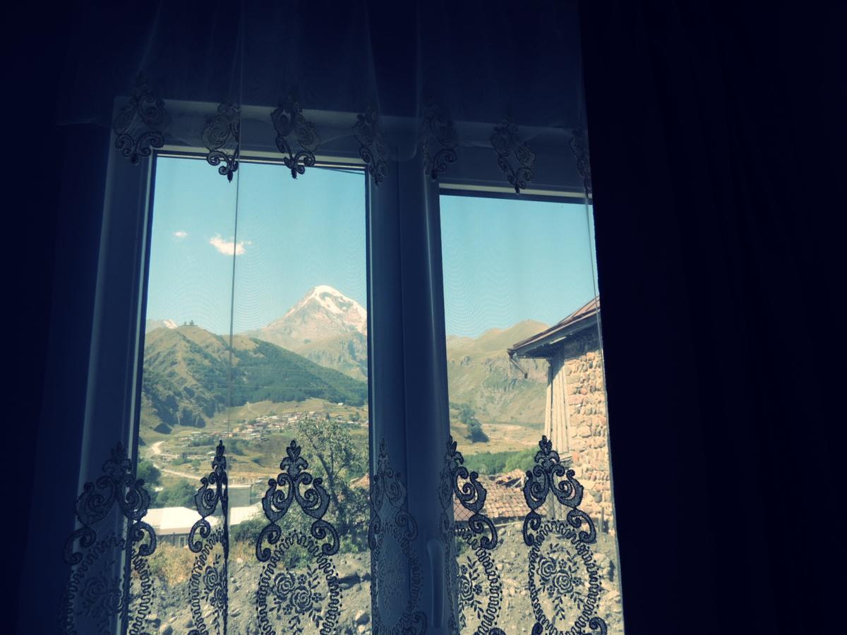 Nino Khetaguri Guest House Kazbegi Esterno foto